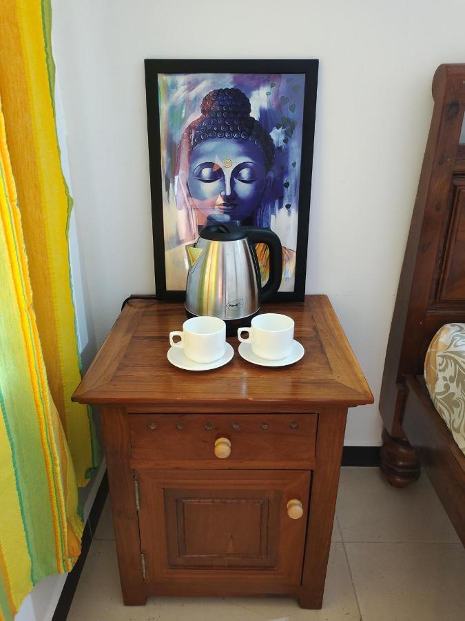 De Asian Villa Pondicherry ออโรวิลล์ ภายนอก รูปภาพ